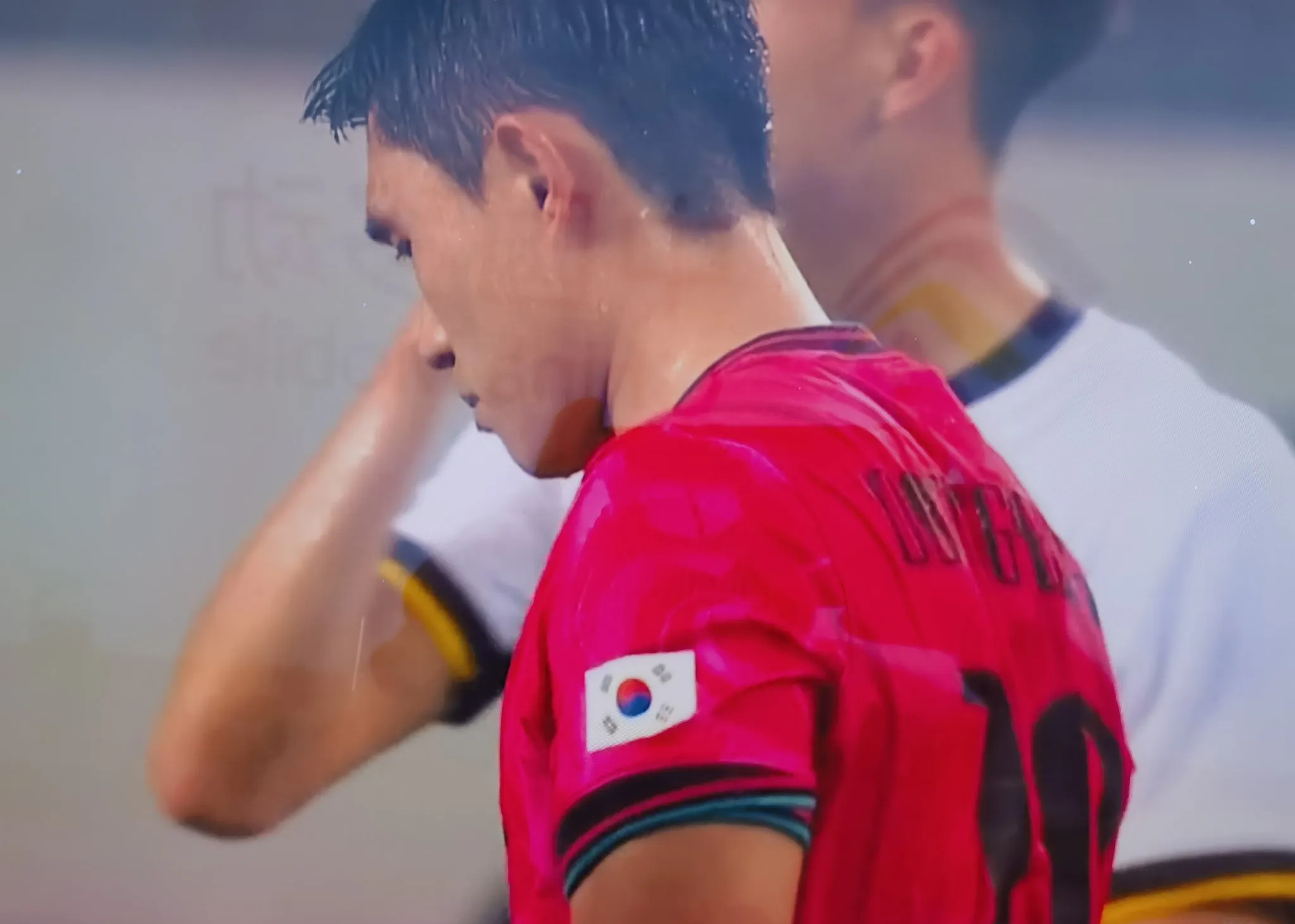 币游体育官网注册-今夜突围战来临；拉齐奥围绕全明星赛防线松动；球迷炸锅；身体对抗强度拉满